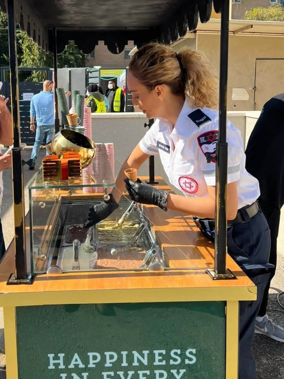 כדור או שניים? מירי בוהדנה (צילום: באדיבות גולדה)