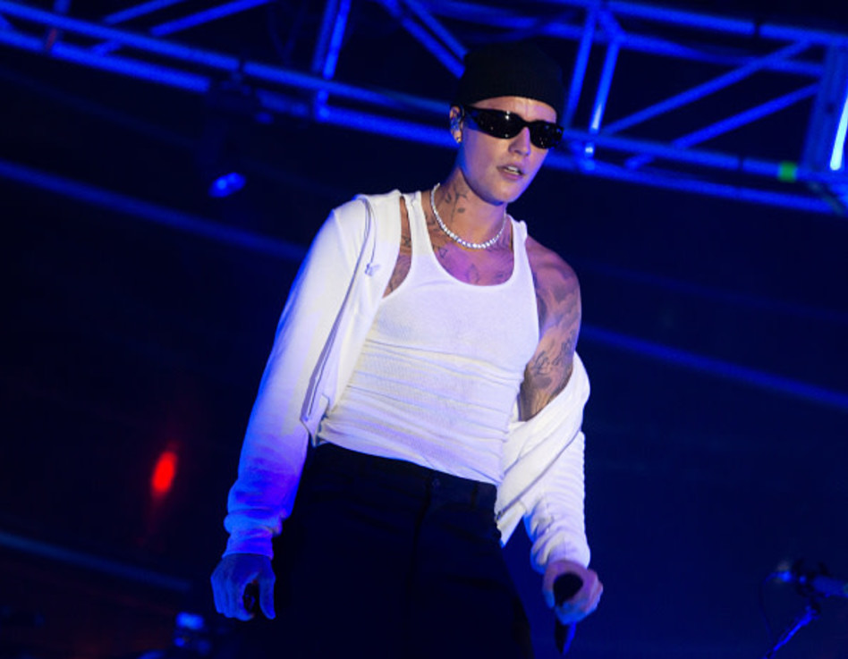 ג'סטין ביבר בהופעה לפני הירי (צילום:  Vivien Killilea gettyimages)