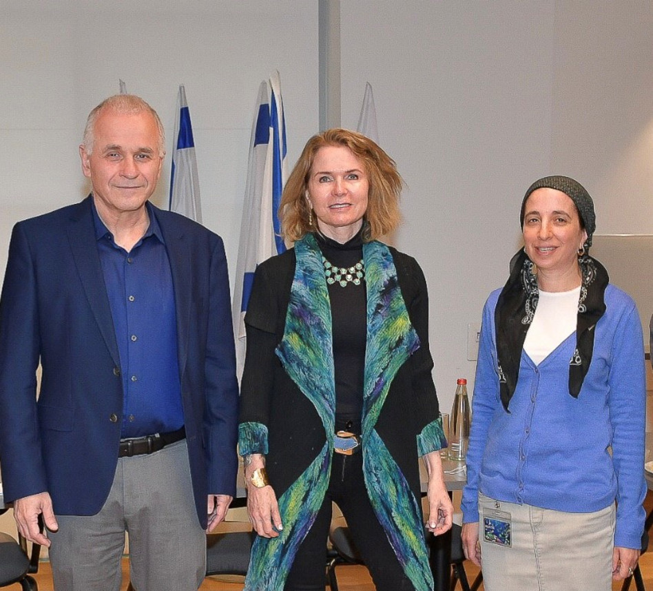 שרה כהן, מיכל ברוורמן-בלומנשטיק, פרופ' אשר כהן (צילום: ברונו שרביט)