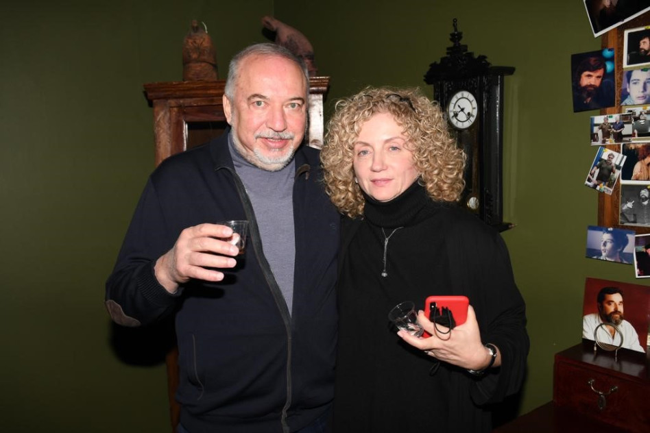 לנה קריינדלין ואביגדור ליברמן (צילום: אביב חופי)