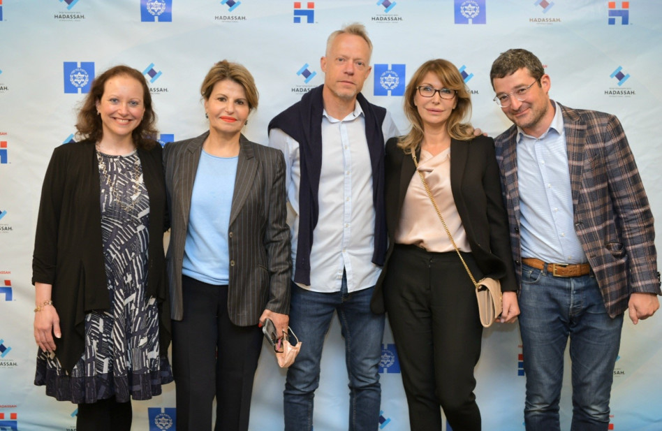 יוסי סגול, רונית רפאל, אביב בושינסקי, דליה איציק ונעמי אדלר (צילום: אבי אוחיון)