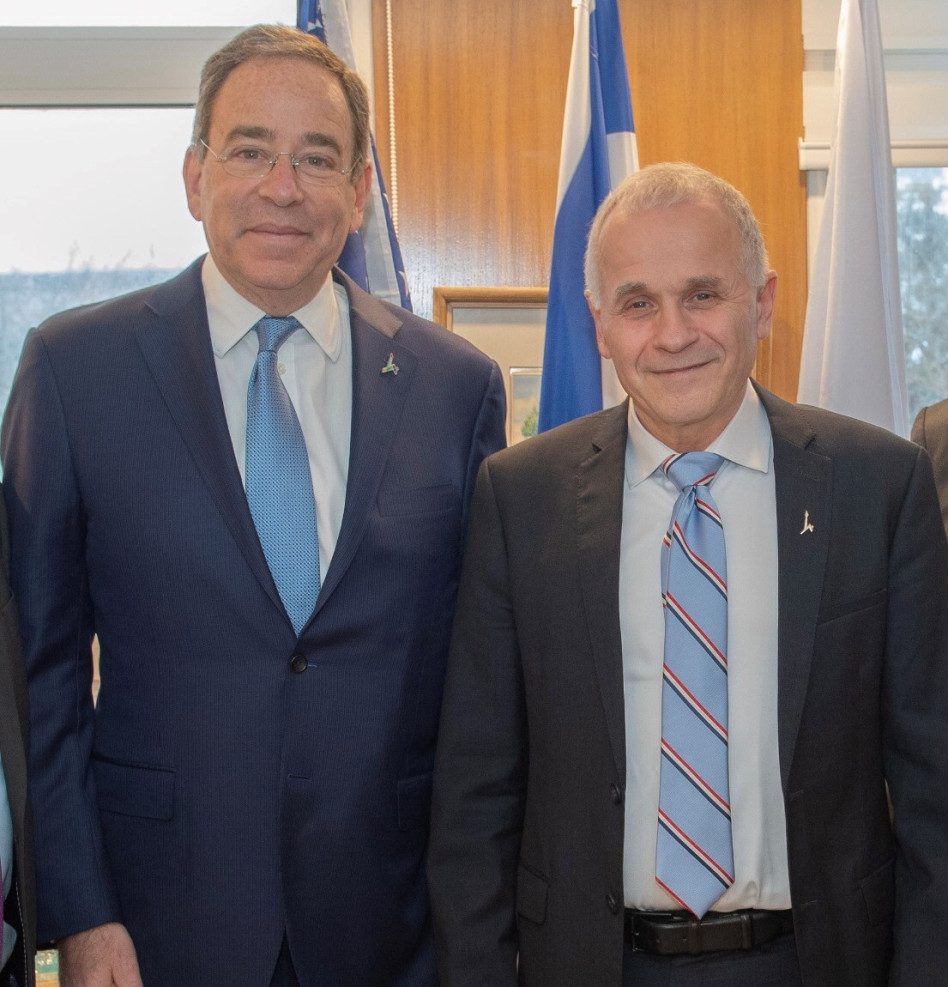 אשר כהן ותומאס ניידס (צילום: ברונו שרביט)