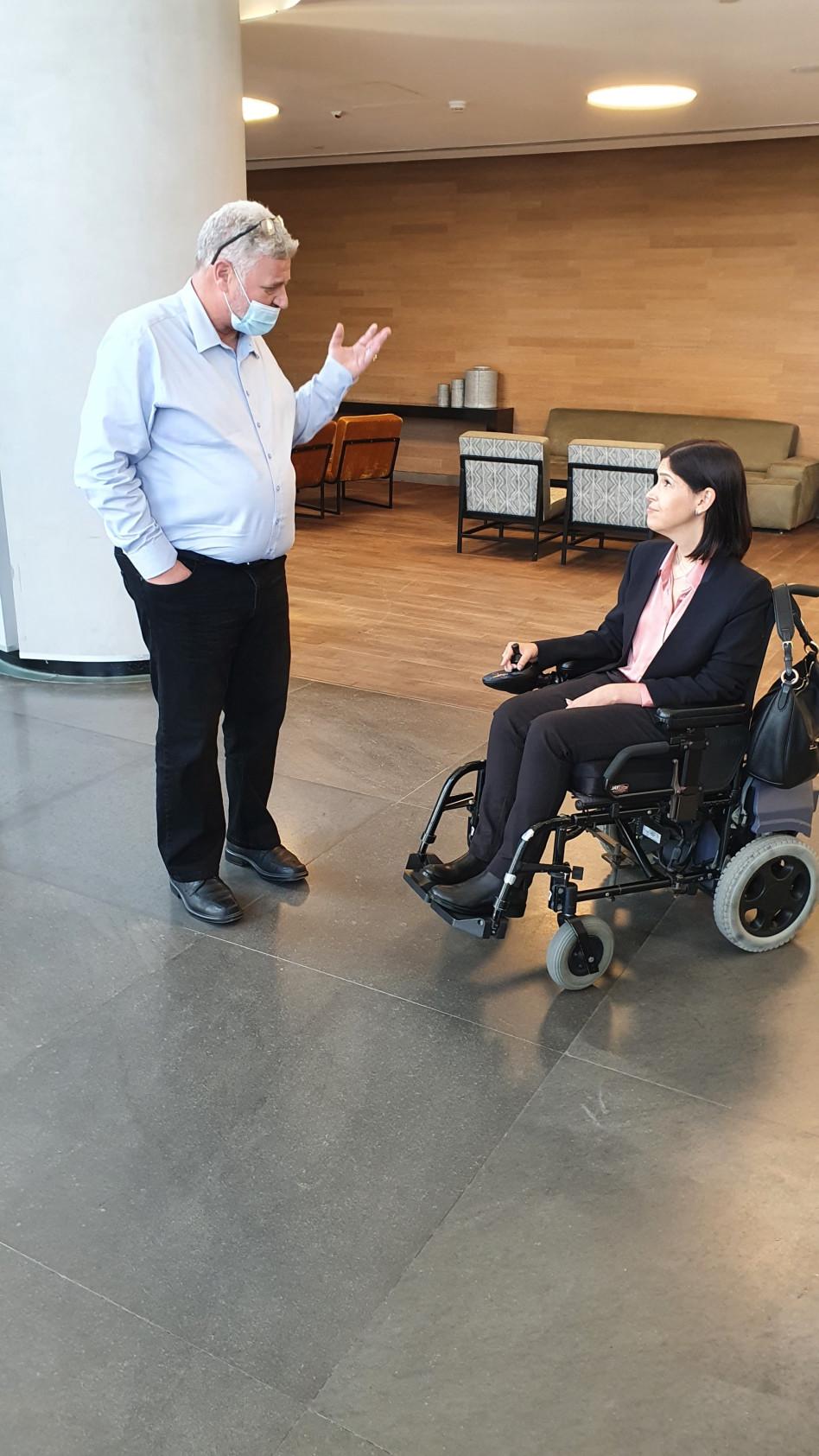 קארין אלהרר ושגיא ניב (צילום: יח''צ פארק עתידים)