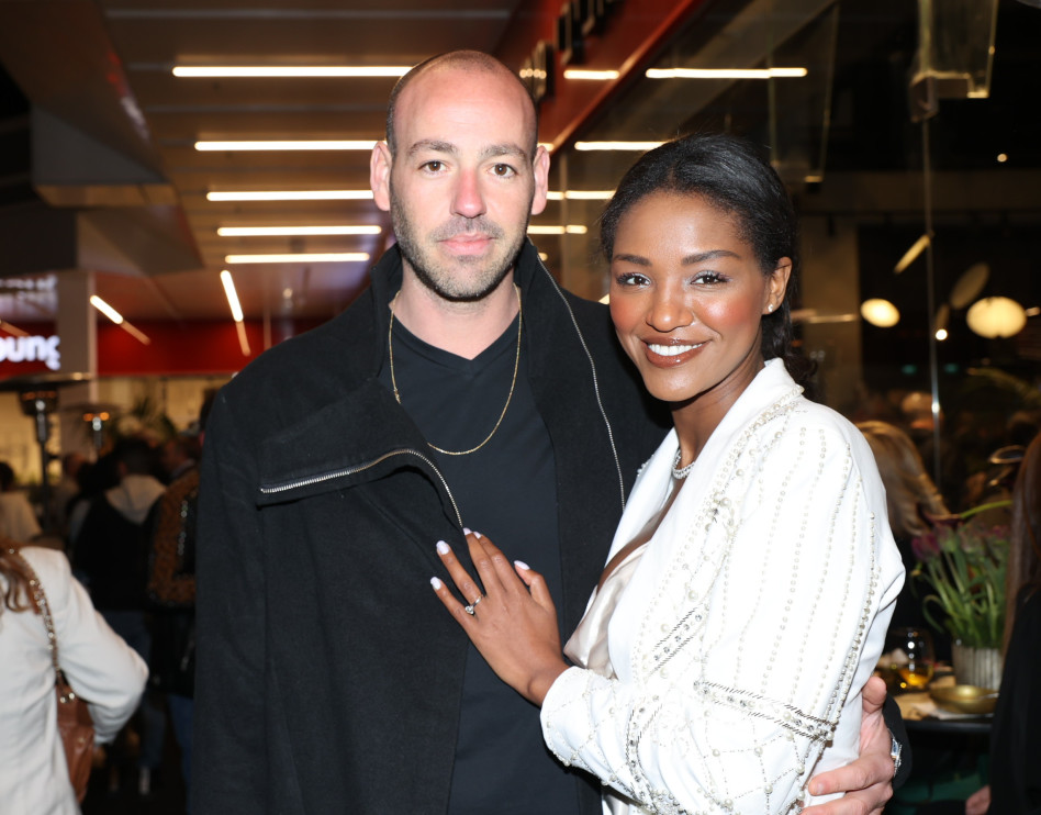 טיטי איינאו, צחי פרנקל (צילום: רפי דלויה)