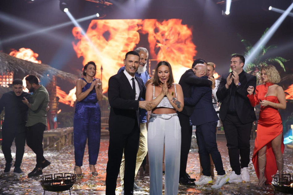 אלה אייבינדר ברגע הזכייה בעונת הישרדות VIP (צילום: אור גפן)