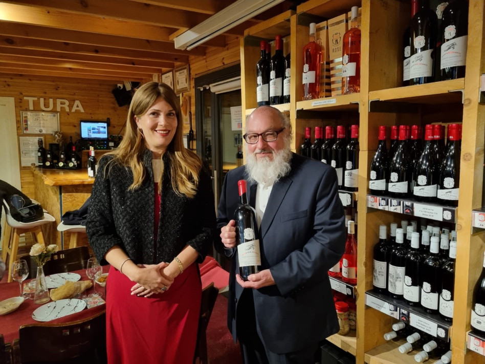 ג'ונתן פולארד ו-ורד בן סעדון  (צילום: יקב טורא)