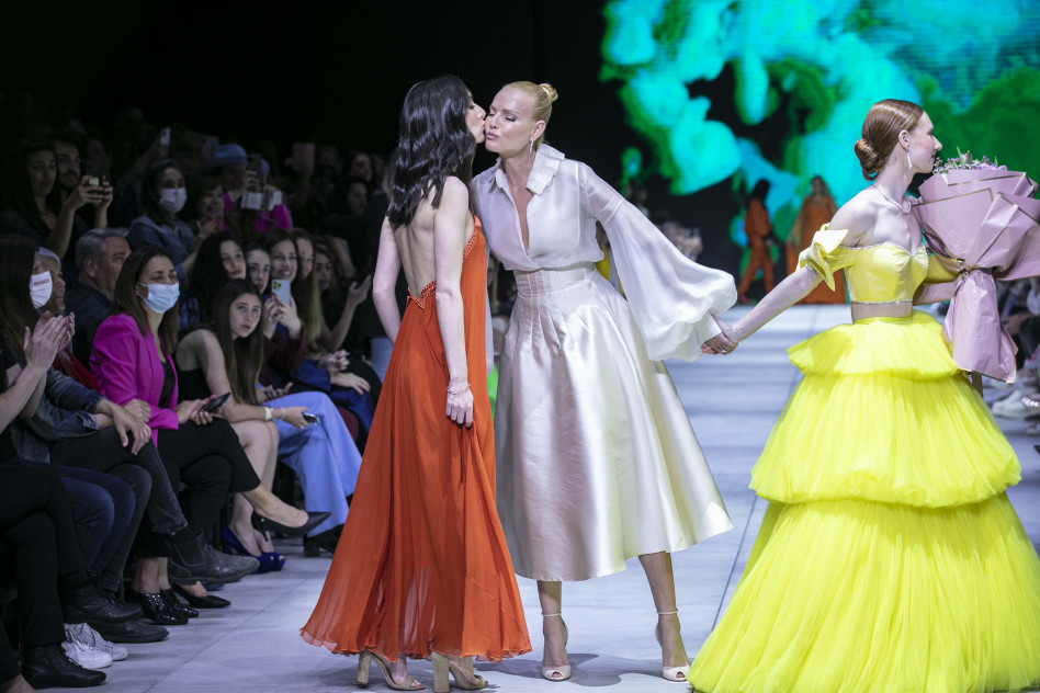 שירה, גלית ואמה גוטמן (צילום: לנס הפקות)