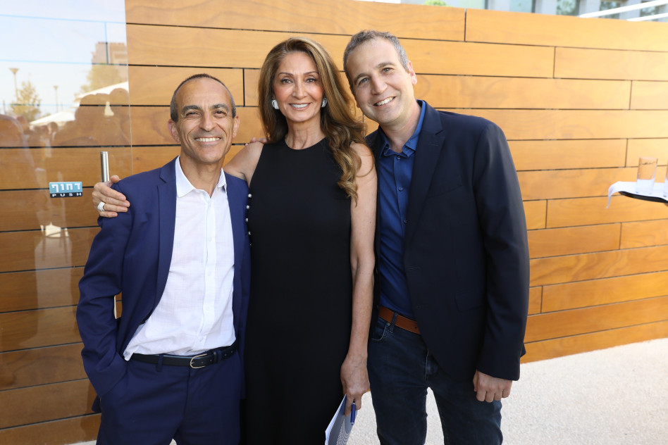 תומר לוטן, דורה נזריאן ורוני גמזו (צילום: חן גלילי)