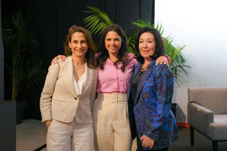 צפרא כץ, איילת שקד ואורית פרקש הכהן (צילום: תום חוליגנוב)