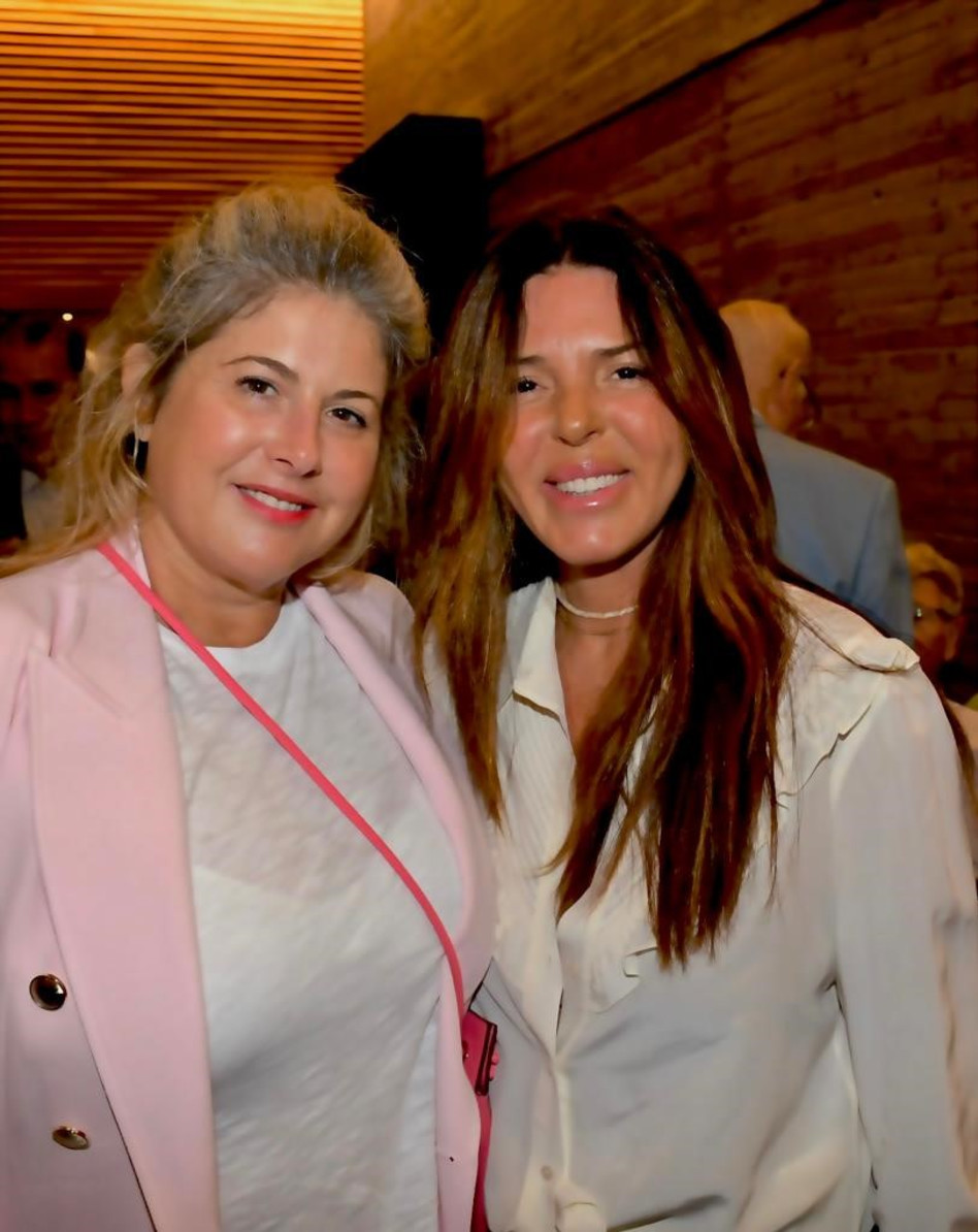 מרב כהן וסיון שטרנבך (צילום: אביב חופי)