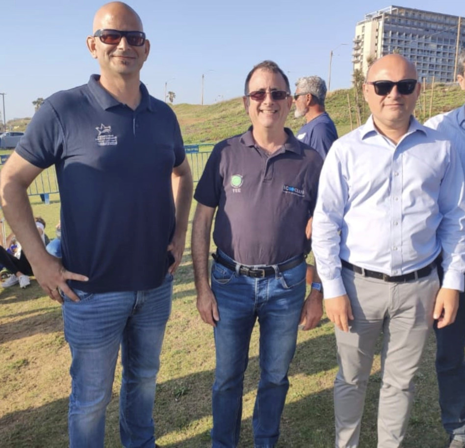 ראובן לדיאנסקי, אריק רוזנבלום ופרד ארזואן (צילום: באדיבות עמותת 'אקואושן')