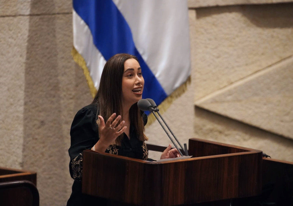 חברת הכנסת מאי גולן נואמת במליאת הכנסת (צילום: דני שם טוב, דוברות הכנסת)