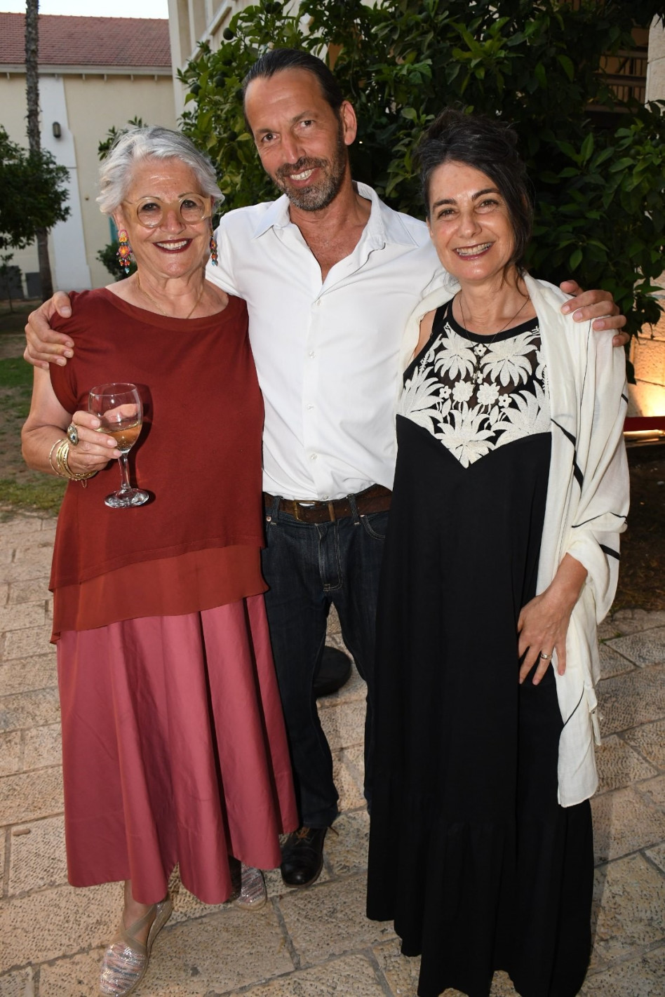 נעה ורטהיים, עדי שעל ושרה סלע (צילום: אביב חופי)