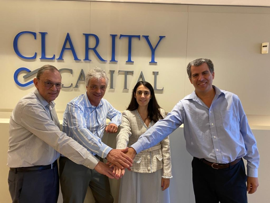 עמיר ליבוביץ', מרטה בראבו, אוריאול ריבס ואלברטו גורפינקל  (צילום: נאוה טרסי)