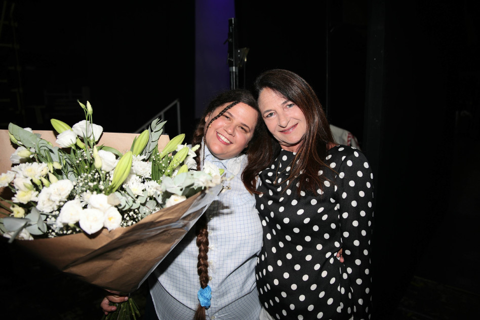 מיה לנדסמן ואמה (צילום: אור גפן)