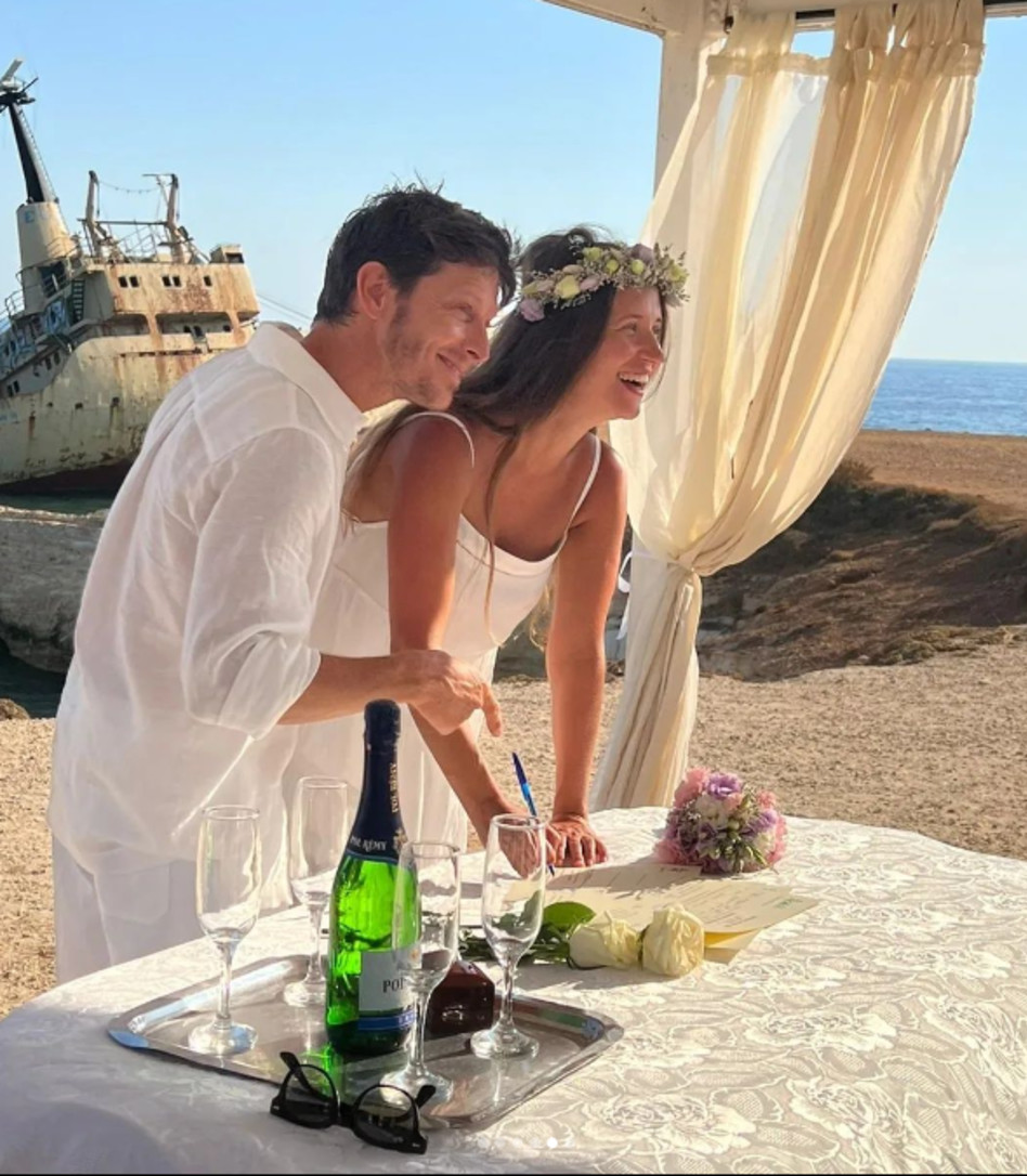 עפר שכטר, קסניה (צילום: צילום מסך אינסטגרם)