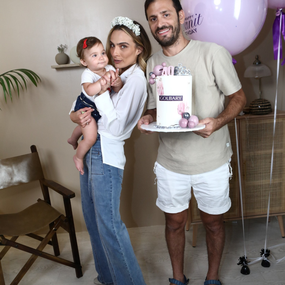 אלירז שדה, אילנית לוי, אריאה (צילום: אסף לב)