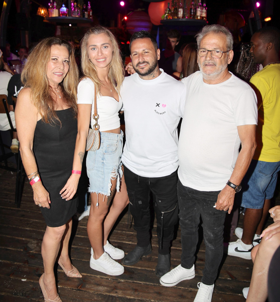 מריה, בת הזוג של אוהד בוגזלו, ב''פגוש את ההורים'' (צילום: אור גפן, יח''צ)