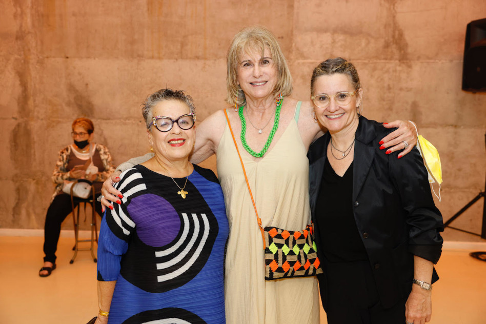 איה לוריא, דליה פשרקר וחנה פרי-זן (צילום: גיא יחיאלי)