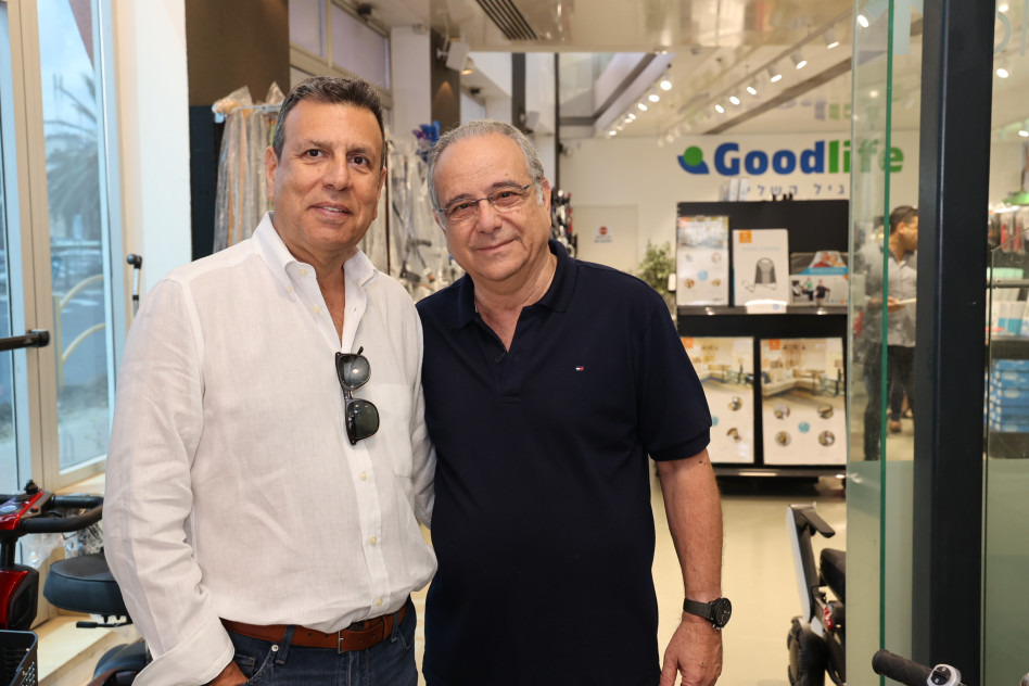 שרגא ברוש ועופר איתני (צילום: רפי דלויה)