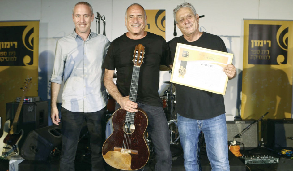 מימין יהודה עדר, דיוויד ברוזה וחילי טרופר (צילום: אסף לב)