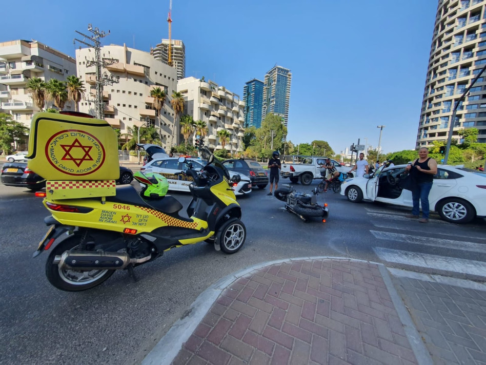 זירת התאונה של נירו לוי (צילום: דוברות מד''א)