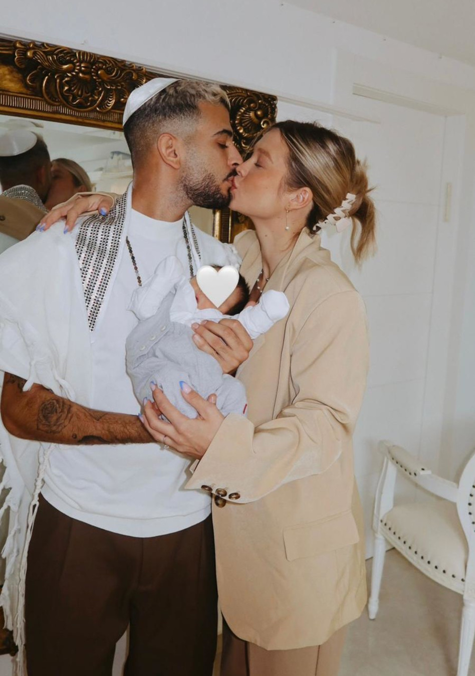 ליזה ביך, בעלה אסף ובנם הבכור (צילום: צילום מסך אינסטגרם)