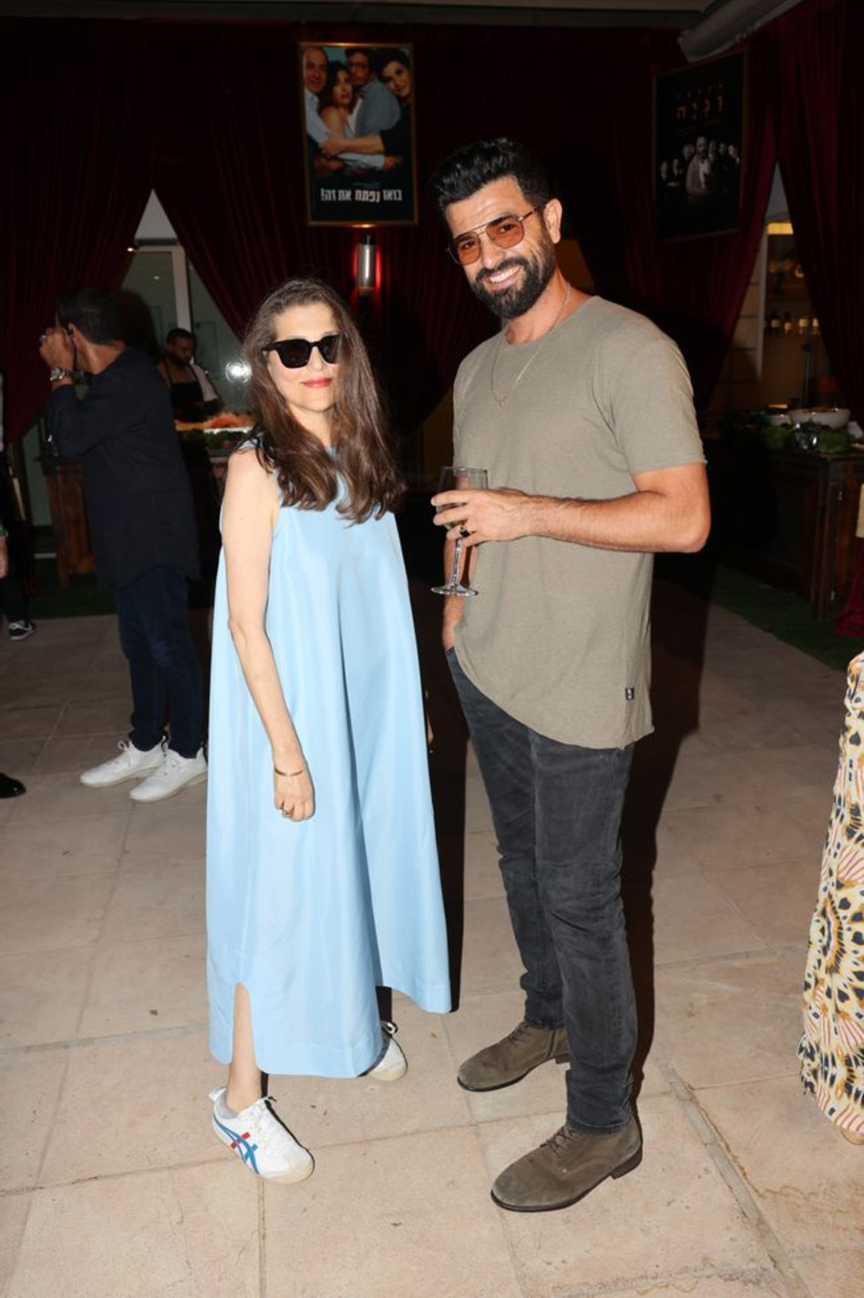 עמוס תמם וקרן מור  (צילום: רפי דלויה)