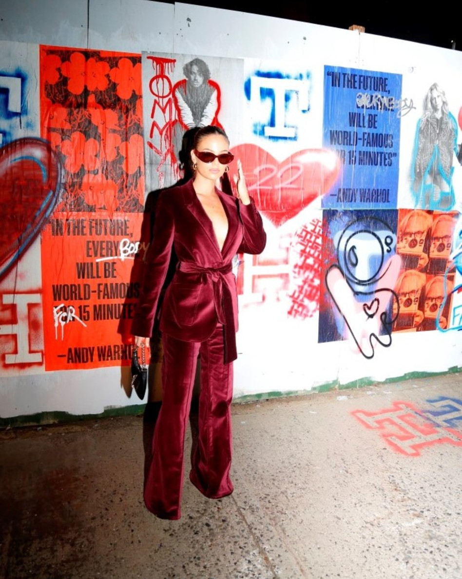 בר זומר בתצוגה של טומי הילפינגר (צילום: נועם אקהויז)