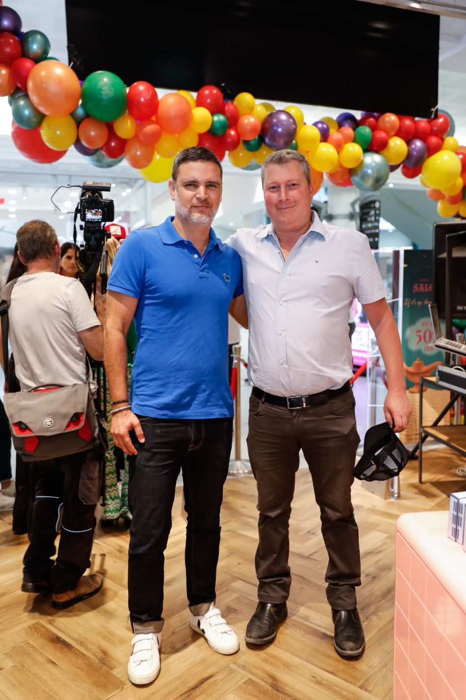 עומר אוגולניק ואורי רייז  (צילום: מיקי אופק)