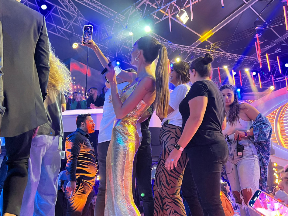 סלפי עם הקהל, דיאן שוורץ (צילום: מערכת TMI)