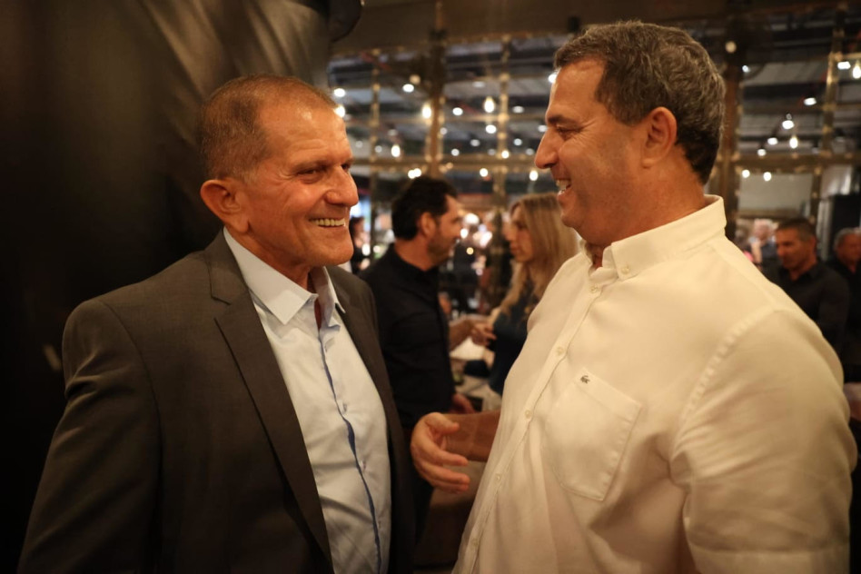 אלי אלעזרא ויובל גביש (צילום: לנס הפקות)