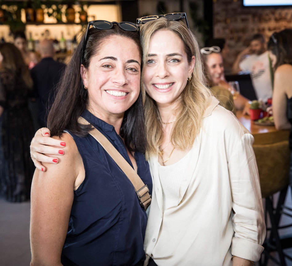 שירי מיכאלי וטלי גורן (צילום: עודד קרני)