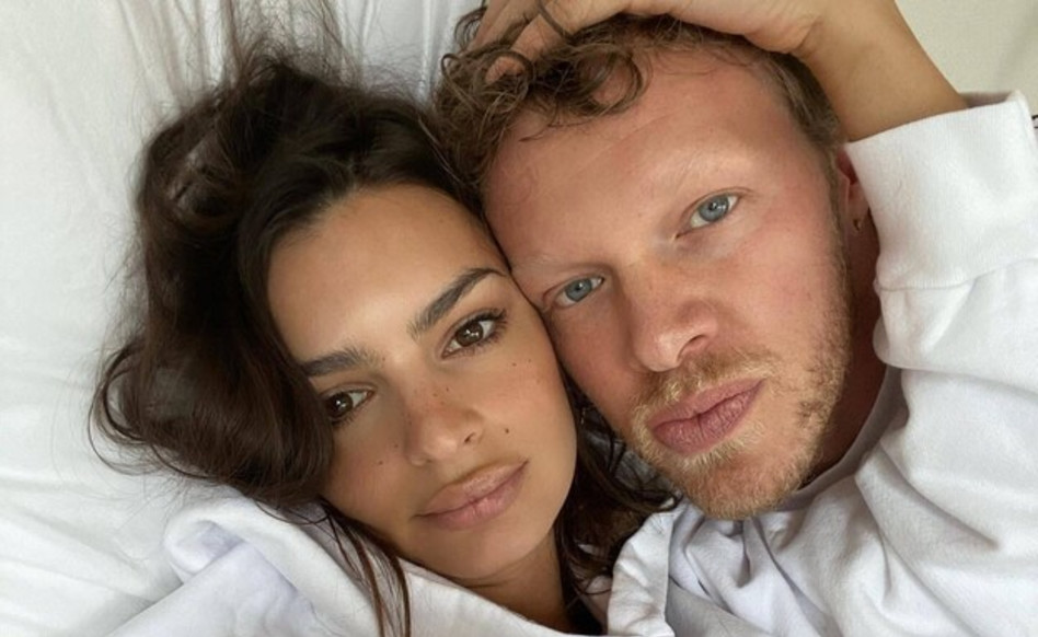 אמילי רטאייקאוסקי והגרוש סבסטיאן (צילום: צילום מסך אינסטגרם)