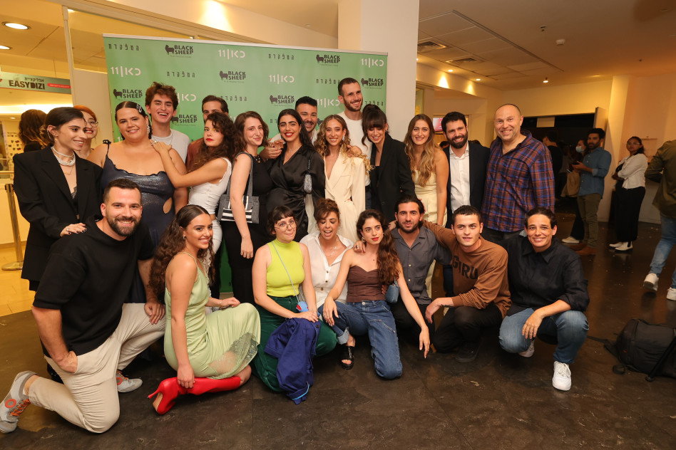 שחקני הסדרה ''המפקדת'' (צילום: רפי דלויה)