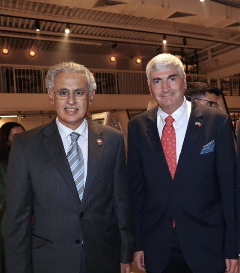 יגאל לנדאו וזאייד בן ראשיד אל זאיאני (צילום: עזרא לוי)