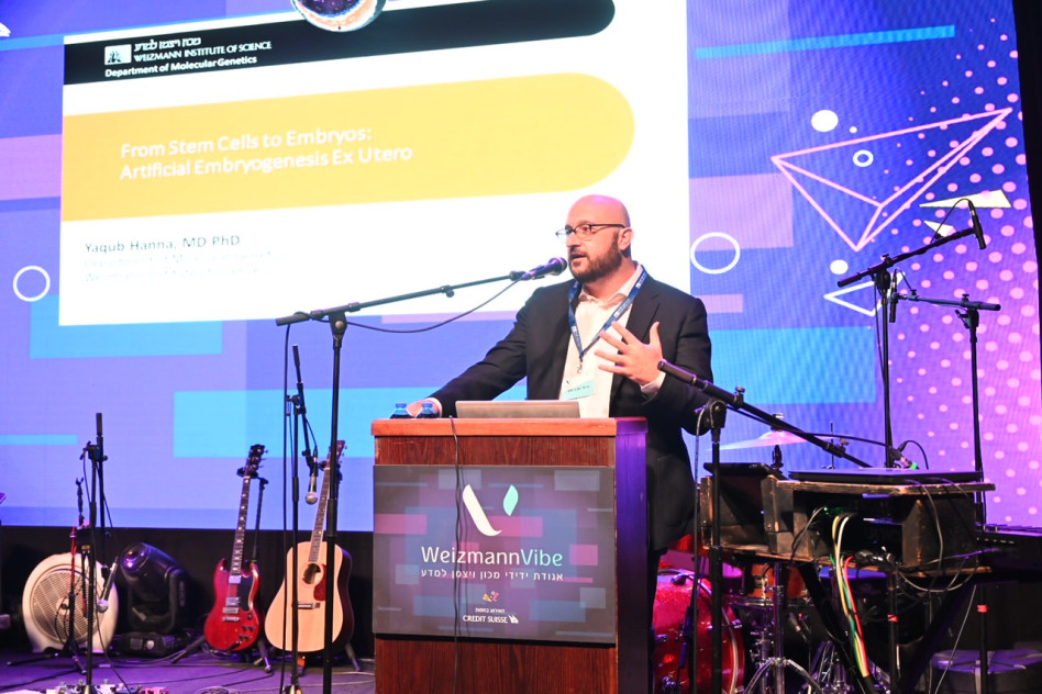 פרופ' יעקוב חנא (צילום: אוהד הרכס ואיתי בלסון, מכון ויצמן למדע)