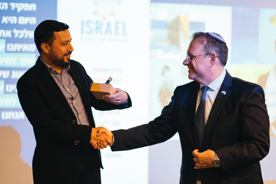 יעקב חגואל והיזם זיו אלול (צילום: אמיר יעקובי)