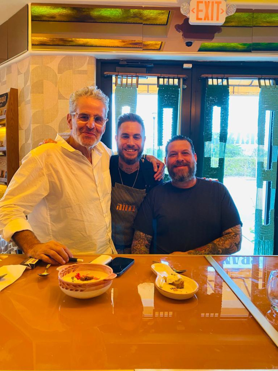 אייל שני מתארח אצל טום אביב (צילום: פרטי)