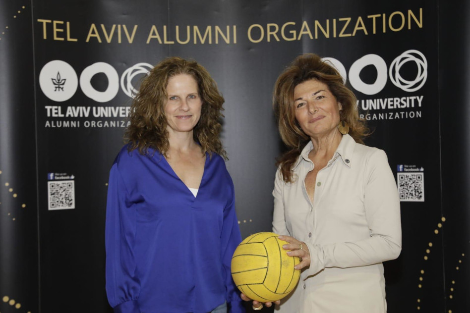 סיגלית בן חיון וליהיא סיגל (צילום: יעל צור)