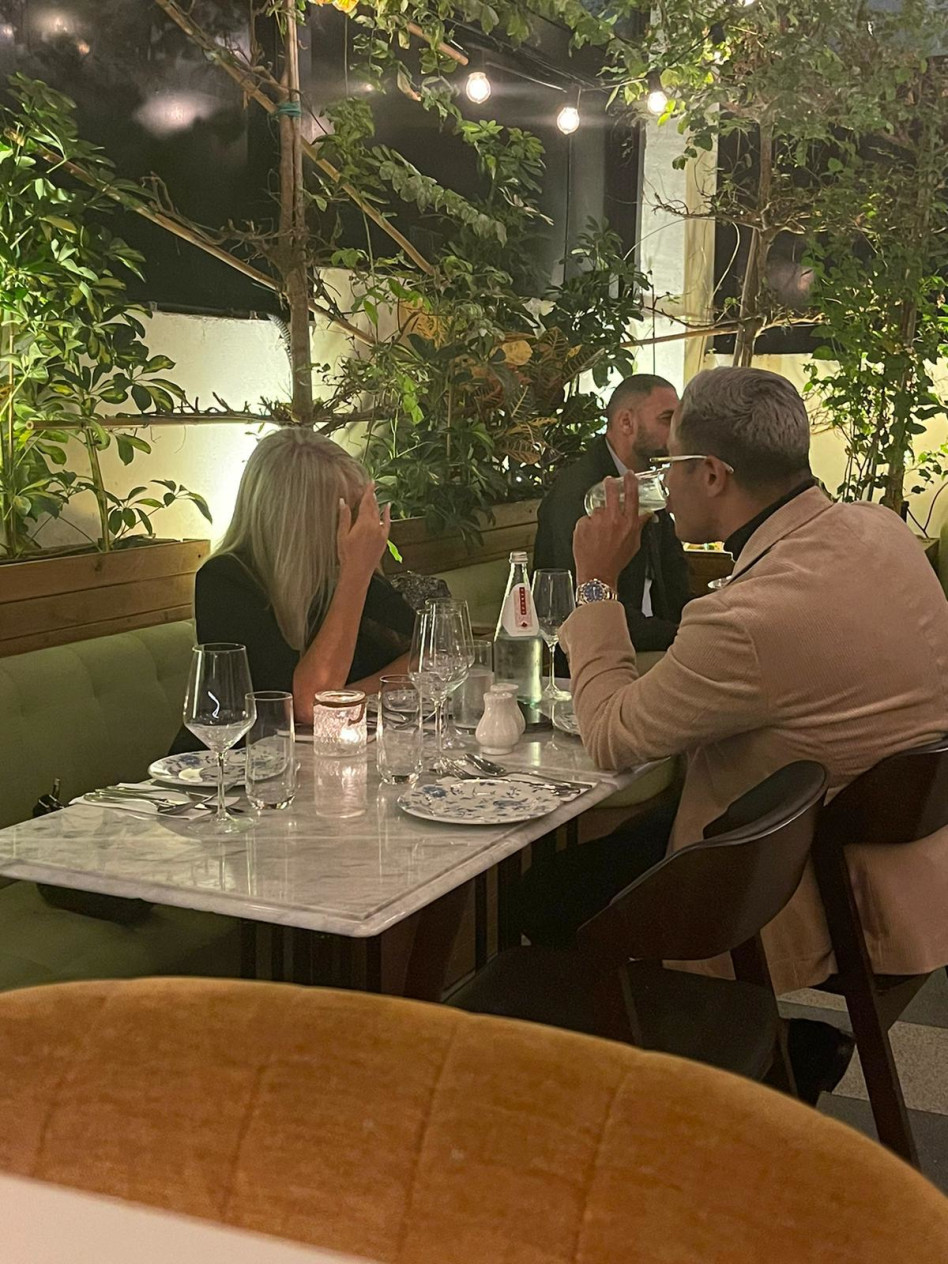 סיימון לבייב ובת הזוג הטרייה אנה (צילום: פרטי)