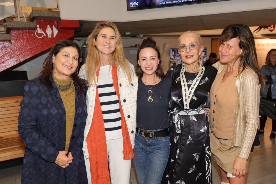 אפרת יודוביץ', יהודית טיומקין, נלי תגר, אסתר ברק- לנדס וזוהר יעקובסון (צילום: רפי דלויה)