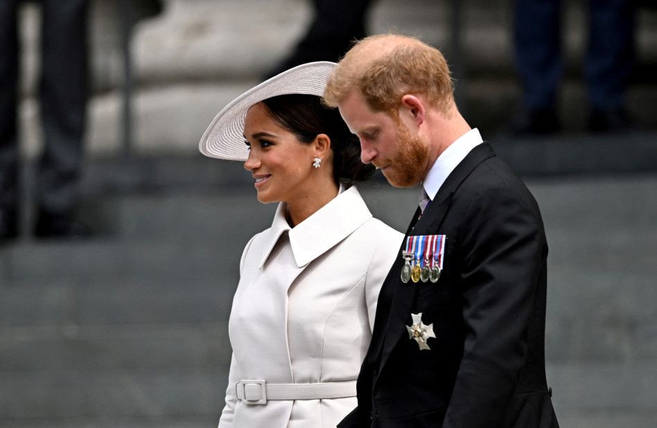 סיפר לה על החוויה המעניינת? הנסיך הארי ומייגן מרקל (צילום:  REUTERS/Dylan Martinez/File Photo)