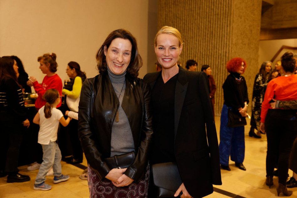 גלית גוטמן ורוני גילת – בהרב (צילום: גיא יחיאלי)