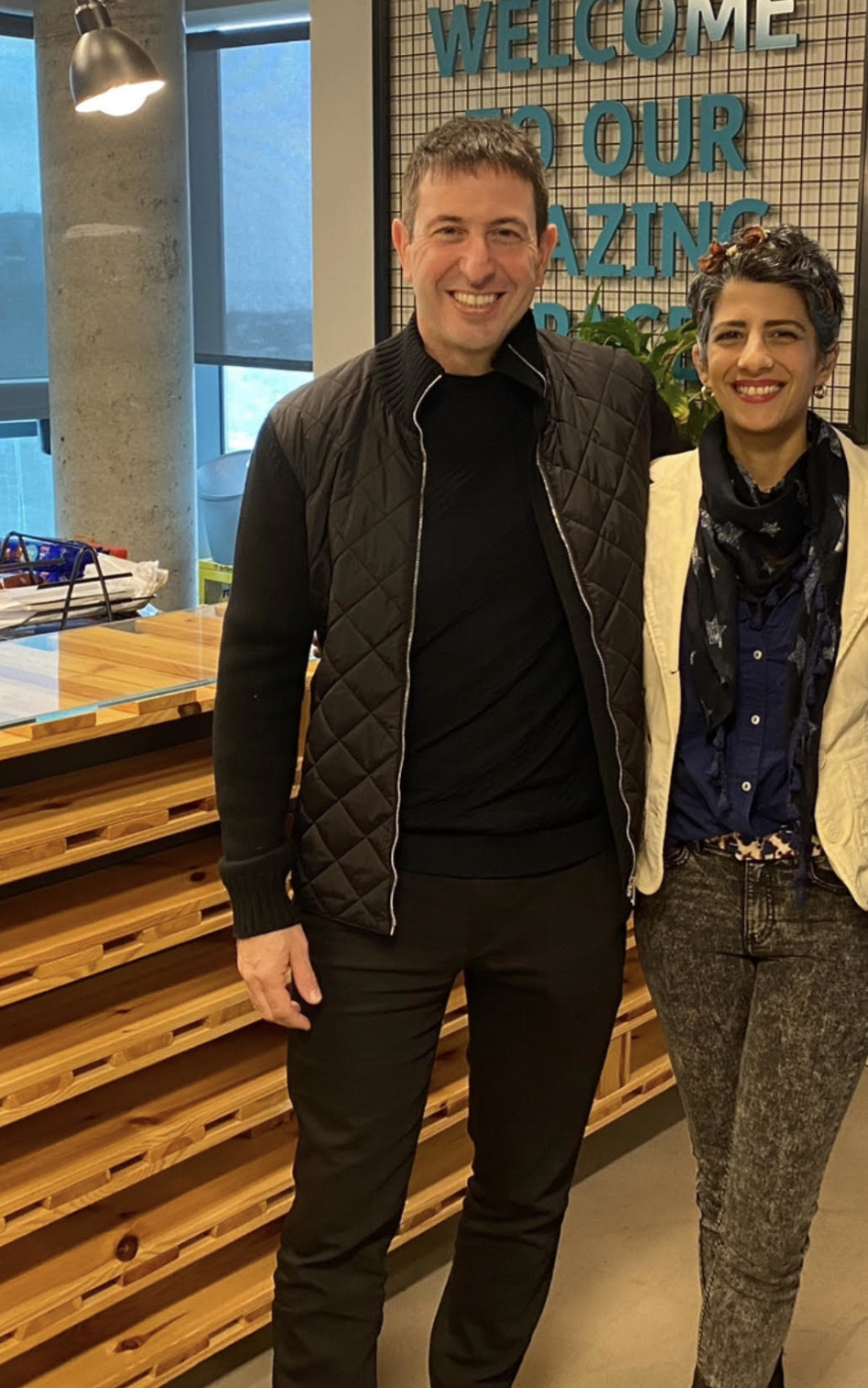 תכלת גינס ואודי שגיא (צילום: בר עם)