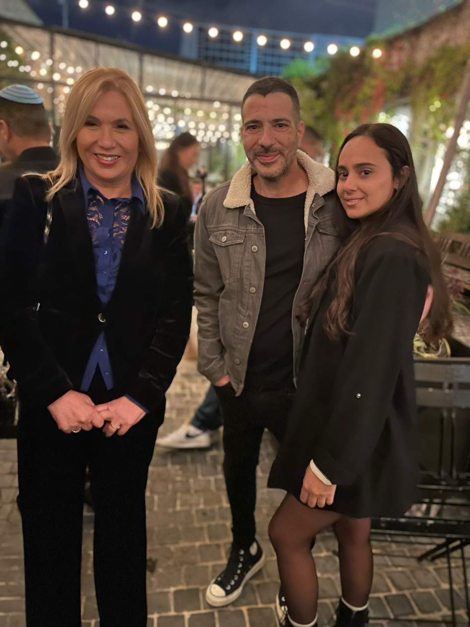 דניאל ארמה, שרון גל, אילה חסון (צילום: ללא קרדיט)