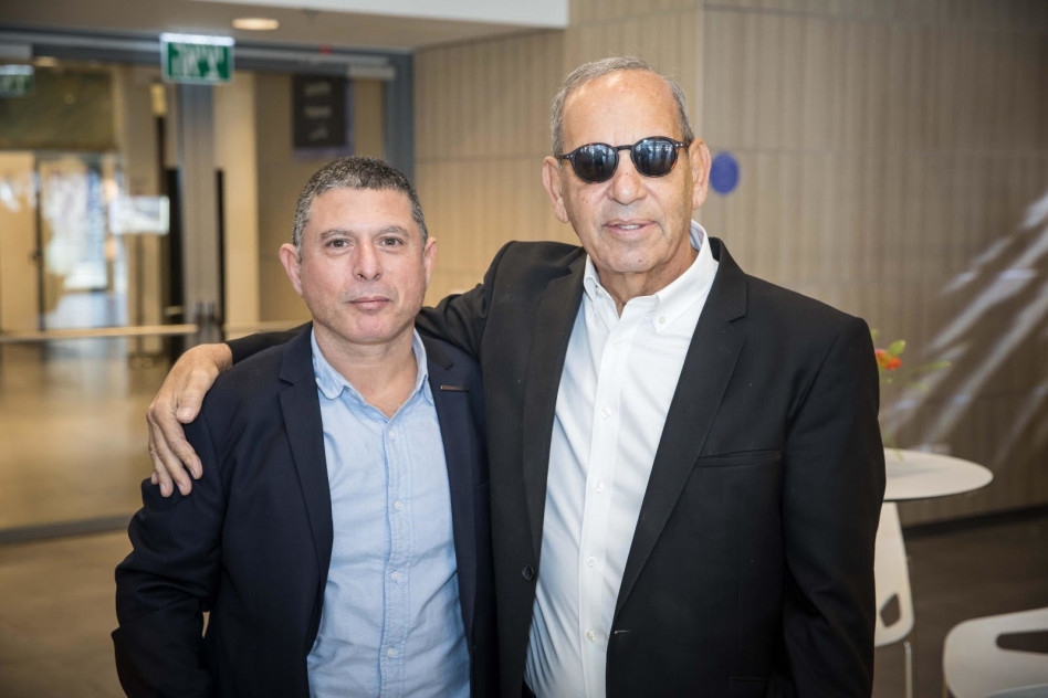 שמואל פרנקל ומאיר ברדוגו  (צילום: עודד קרני)