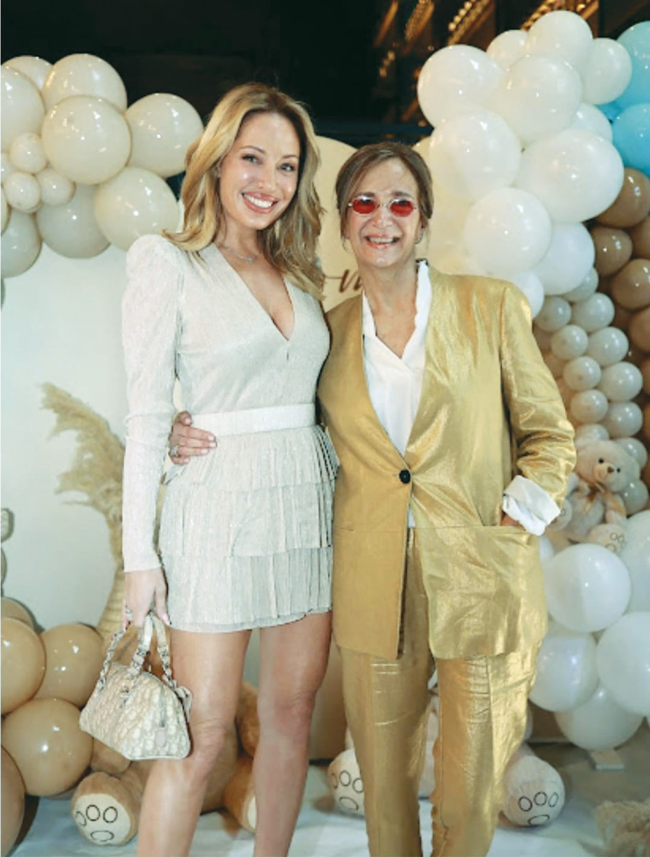 דפנה צורי ודניאלה לוגסי (צילום: מאיר אלמלם)