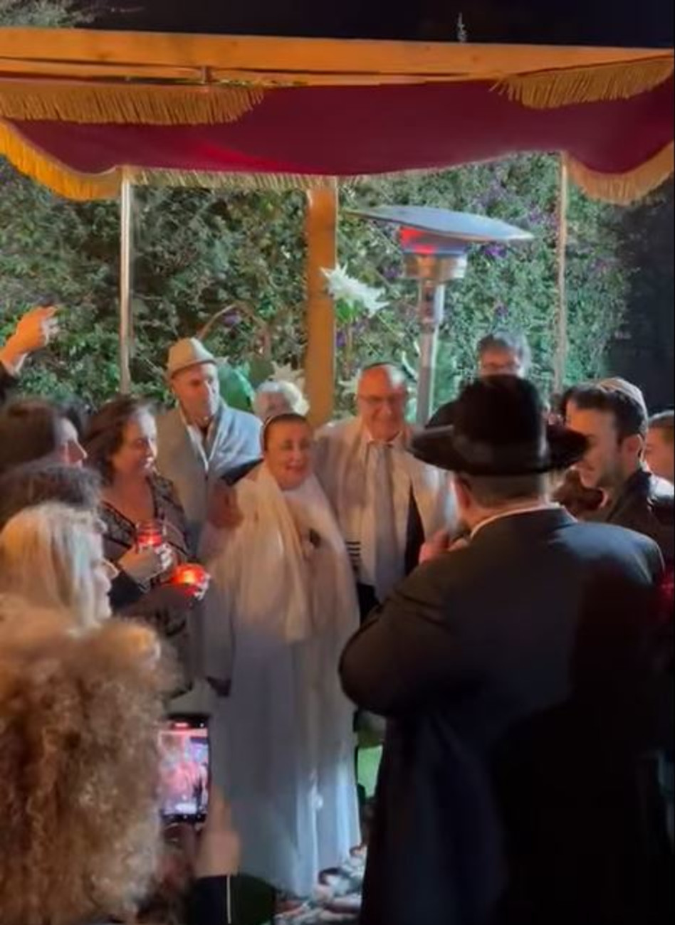 בטי רוקאווי (צילום: צילום מסך פייסבוק)