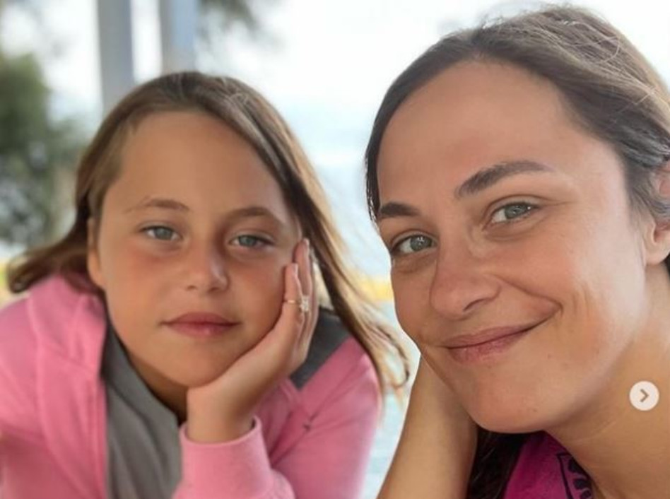 קרן פלס, לונה  (צילום: צילום מסך אינסטגרם)